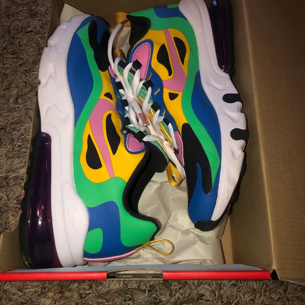 Nike Air Max 270